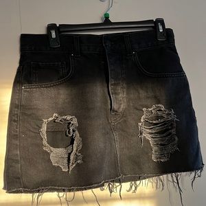 Forever 21 black skirt
